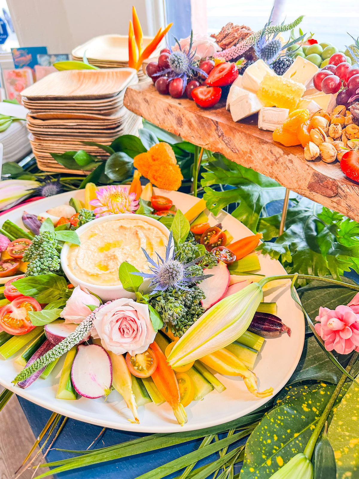 The Midi Crudités and Hummus Platter