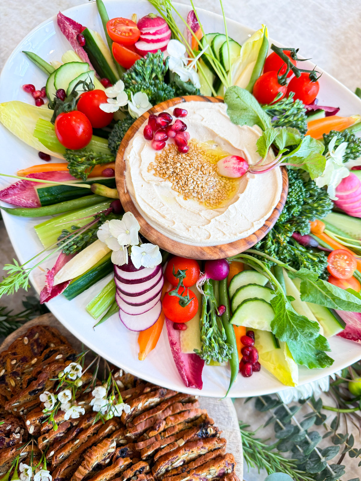 The Midi Crudités & Hummus Platter